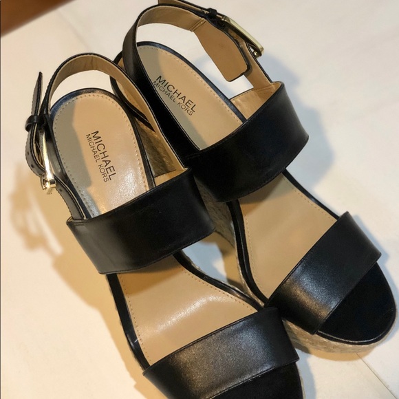 COPY - NWT Micheal Kors “Posey Espadrille wedge Sandal” - Picture 5 of 8